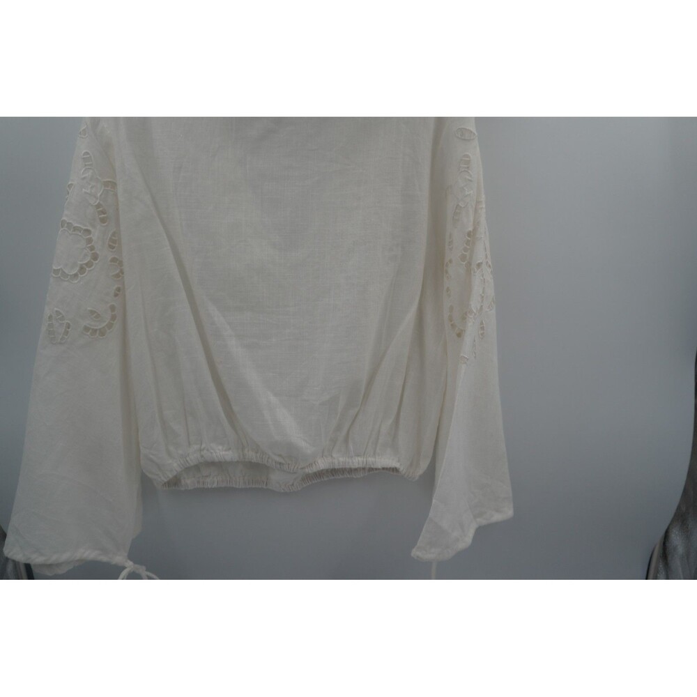 Carly Jean Los Angeles White Eyelet Lace Blouse V-Neck Bell Sleeve Tunic Size L - Picture 6 of 9